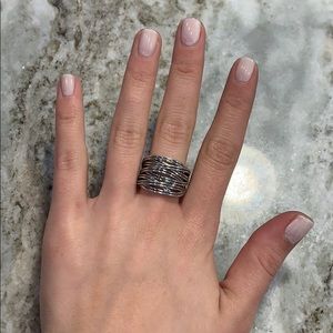 Lia Sophia Size 7 Ring!